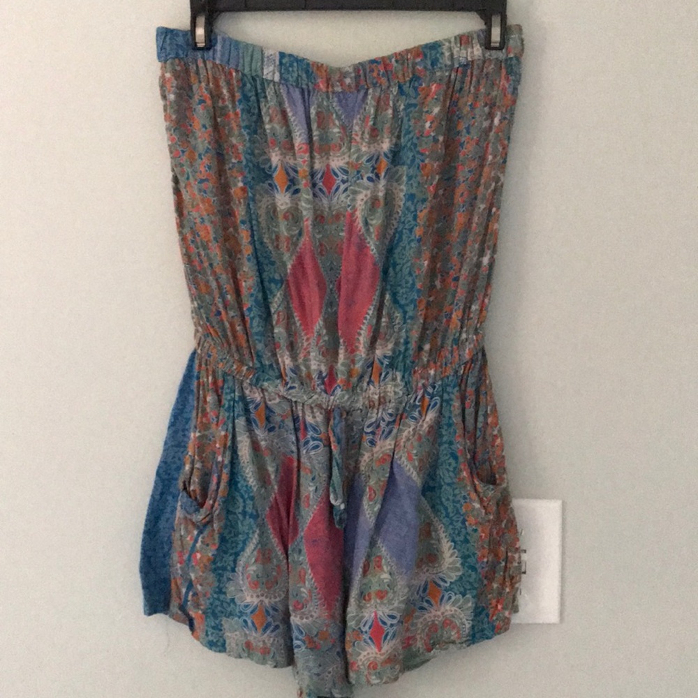 Angie strapless romper